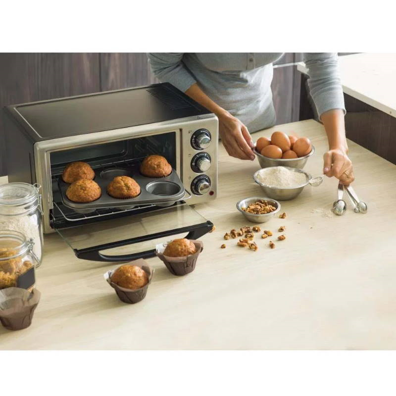 Horno Tostador 4 Rebanadas/15 litros Negro Oster TSSTTV15LTB1MX